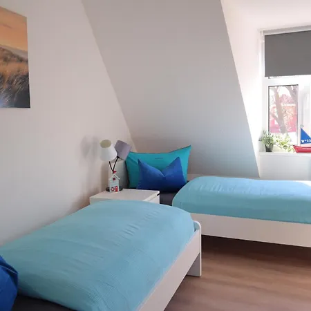 Holiday home Nordlicht Dorumer Neufeld